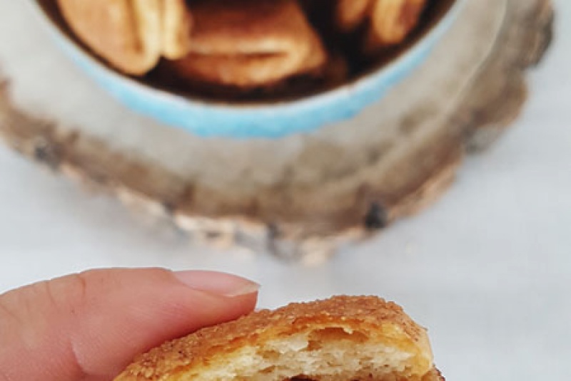 Bleskové škoricové trojuholníčky bez kysnutia. Bleskové škoricové trojuholníčky bez kysnutia.