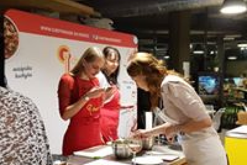 Varíme, chutnáme, zabávame sa Varíme, chutnáme, zabávame sa